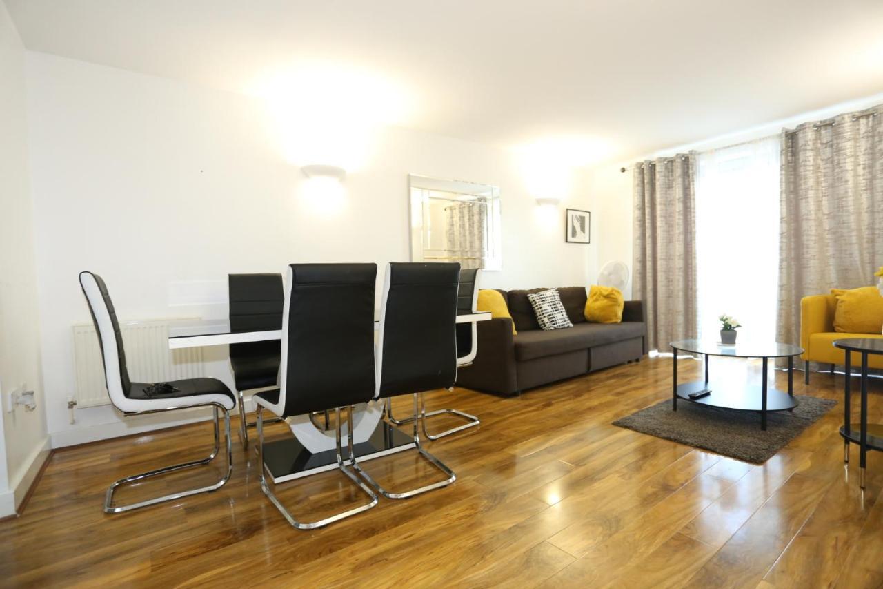 Lovely View 2 Beds 2 Bath Apartment, London Exteriör bild