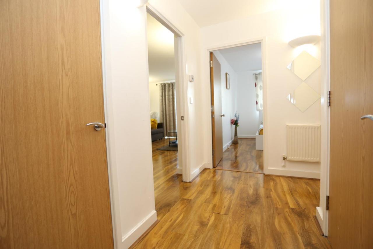 Lovely View 2 Beds 2 Bath Apartment, London Exteriör bild